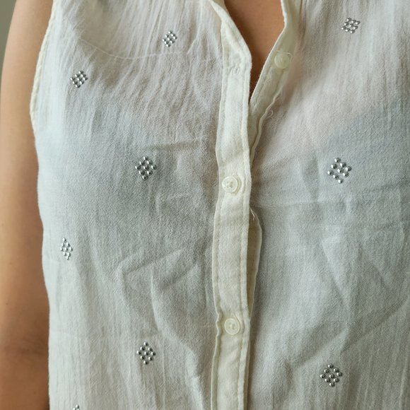 Cream Sleeveless Button Down w/ Silver Diamonds - Picture 6 of 6